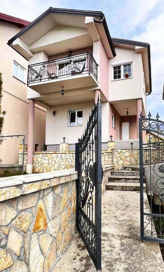 Ema Apartments بلاف المظهر الخارجي الصورة