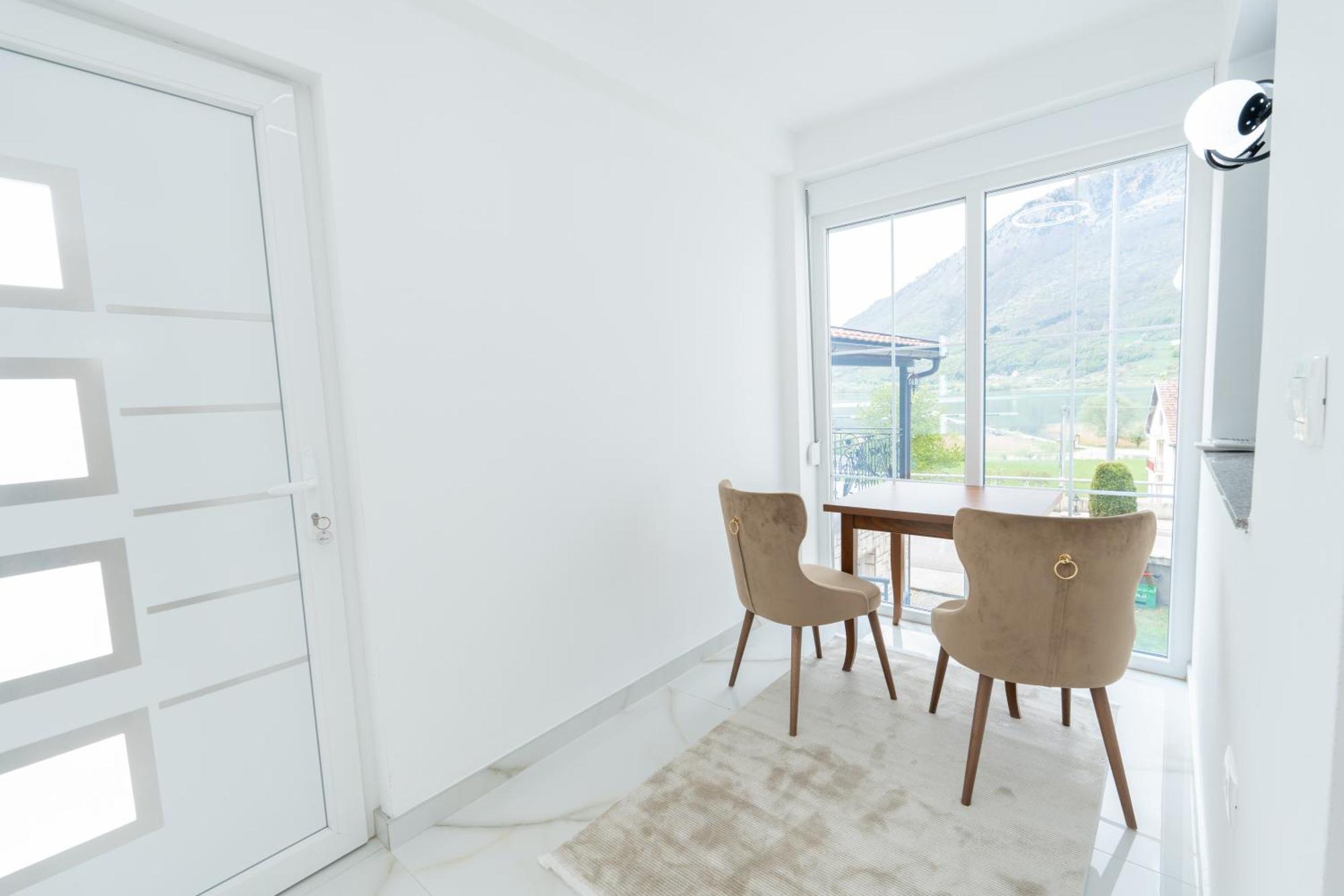 Ema Apartments بلاف المظهر الخارجي الصورة
