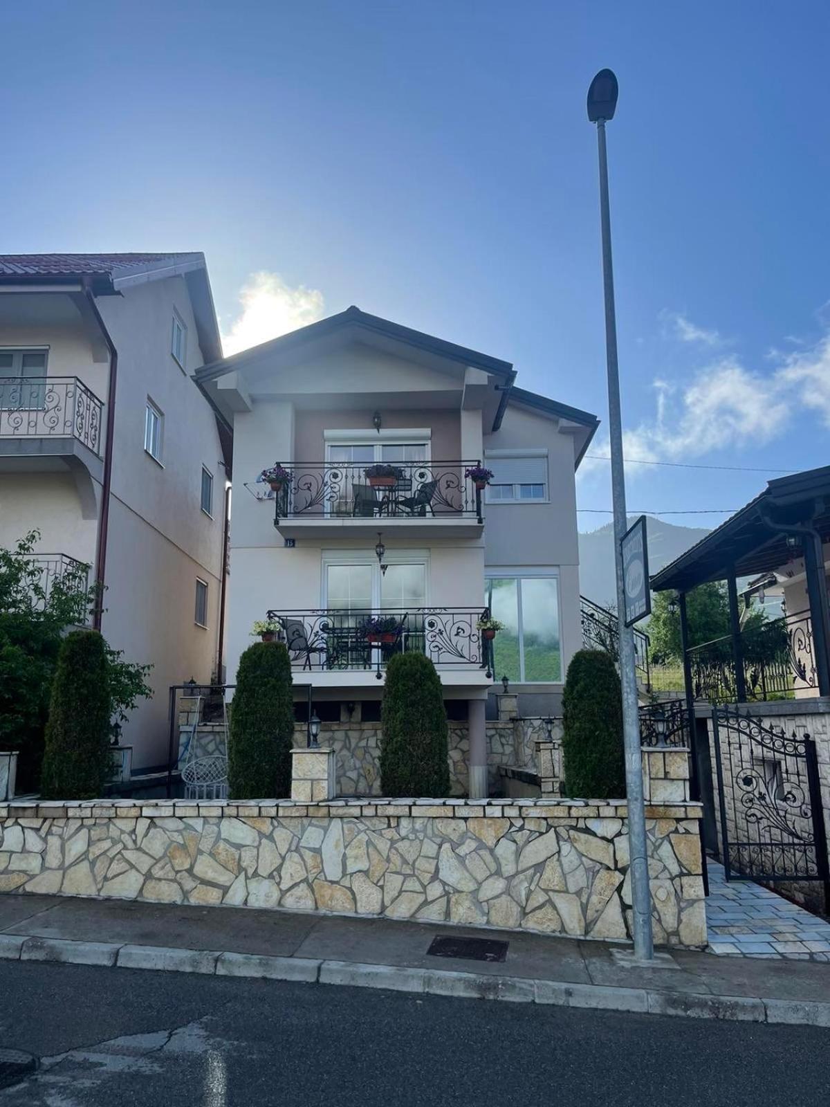 Ema Apartments بلاف المظهر الخارجي الصورة